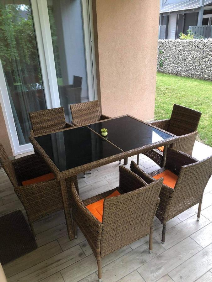 Lido Nappali + 3 Halo Apartman Balatonlelle Exteriör bild