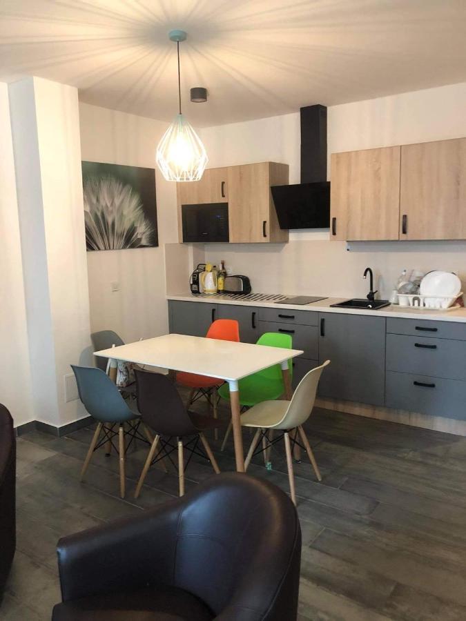 Lido Nappali + 3 Halo Apartman Balatonlelle Exteriör bild